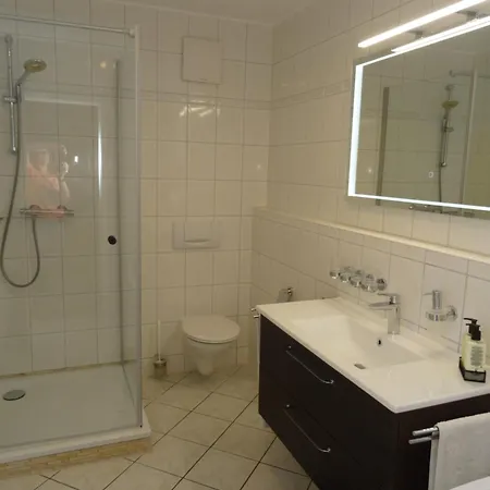 Ostseeurlaub-goehren Sanddollar Im Haus Strandeck Lejlighed *