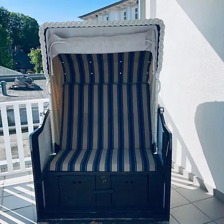 Ostseeurlaub-goehren Sanddollar Im Haus Strandeck *