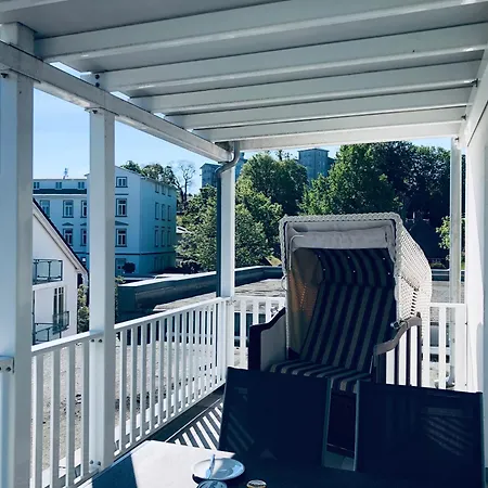 Apartment Ostseeurlaub-goehren Sanddollar Im Haus Strandeck *